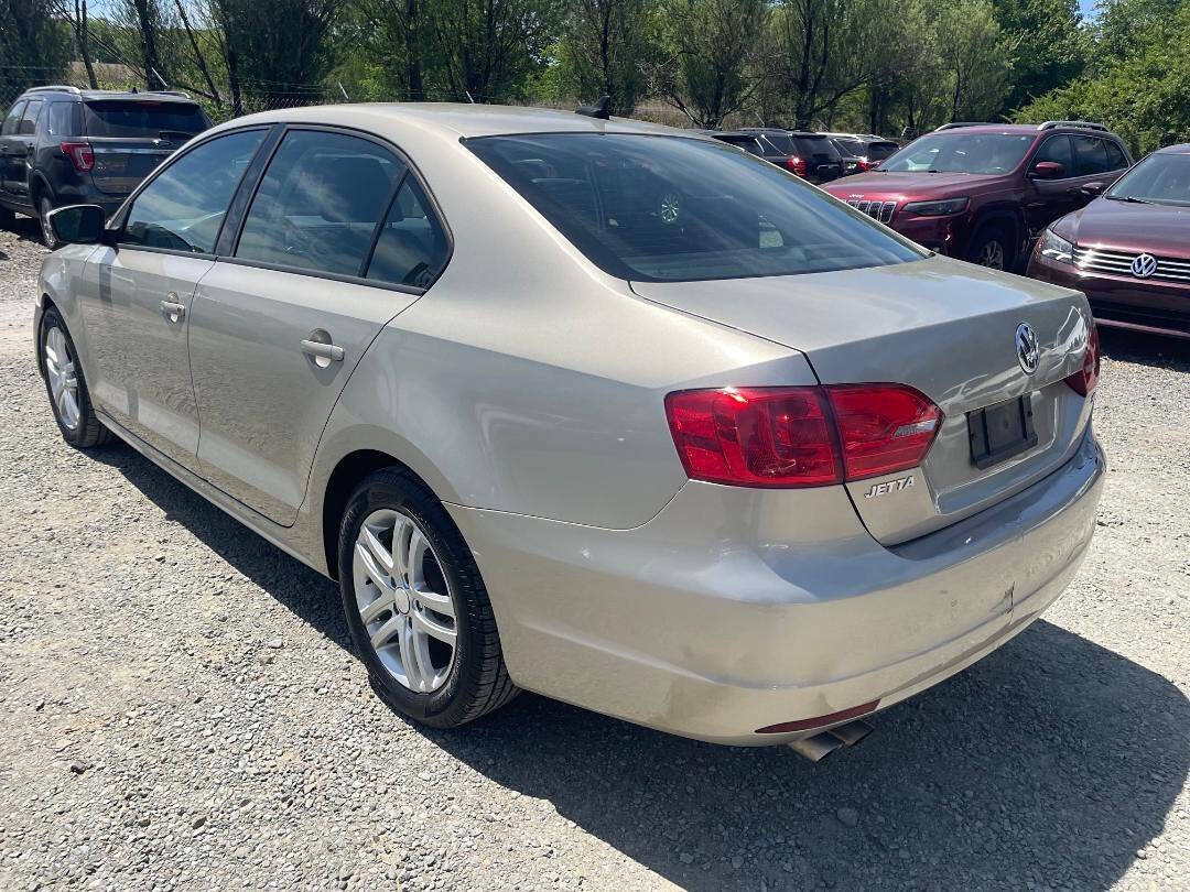 Used 2014 Volkswagen Jetta SE FWD image 7