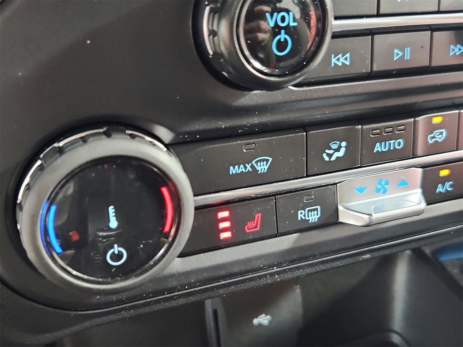 Used 2022 Ford Bronco Wildtrak image 33