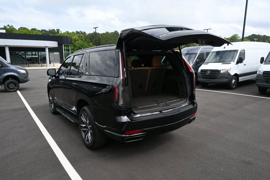 Used 2021 Cadillac Escalade Sport AWD/4WD image 31
