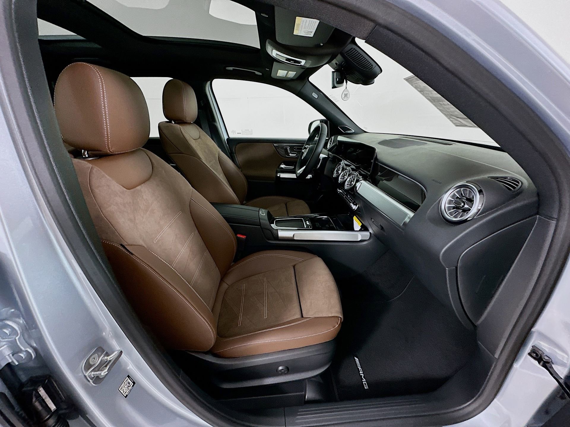 New 2026 Mercedes-Benz GLB 250 image 29