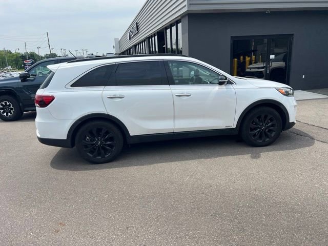 Used 2019 Kia Sorento S AWD/4WD image 3
