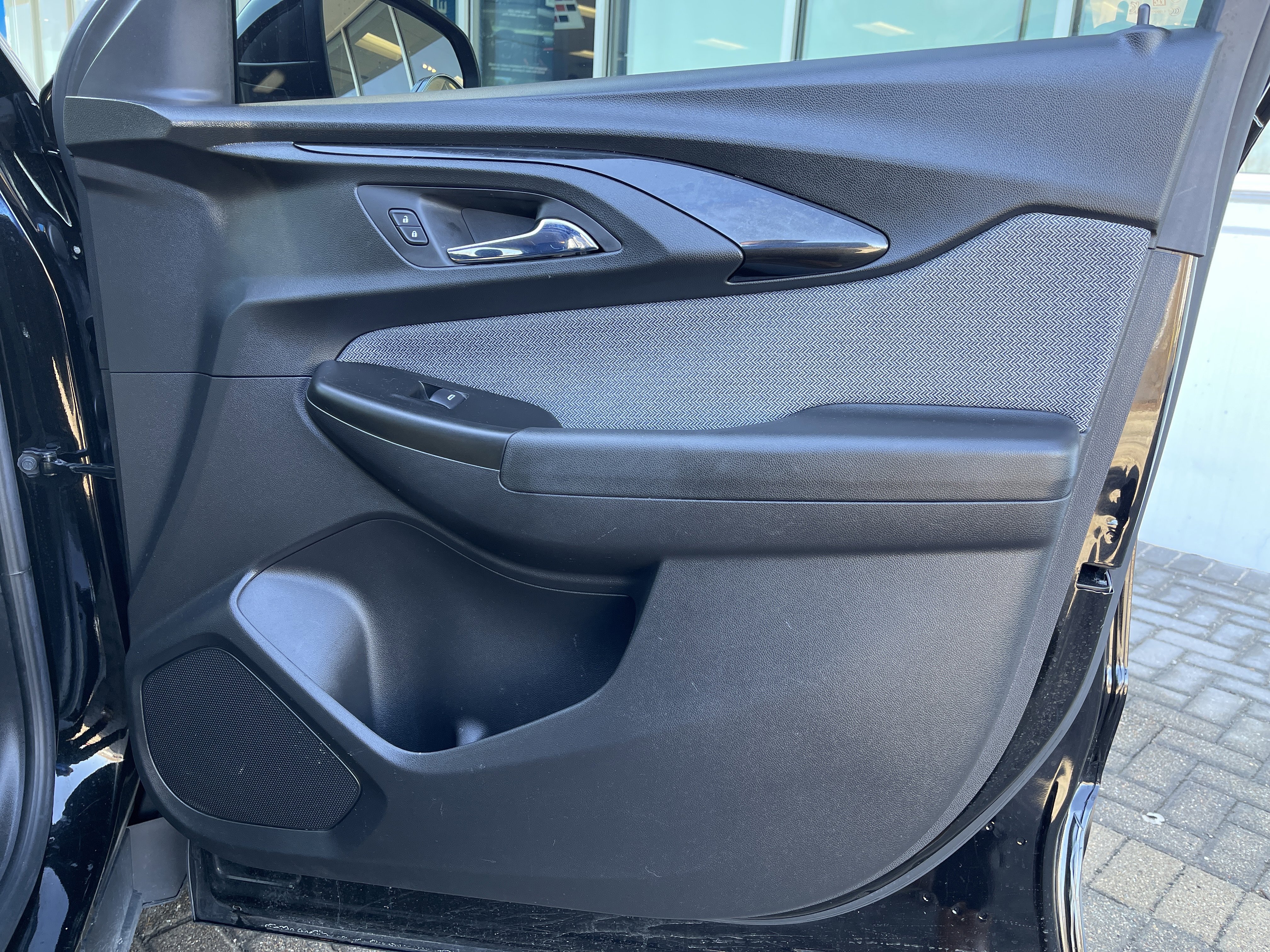 Used 2022 Chevrolet TrailBlazer LT image 33