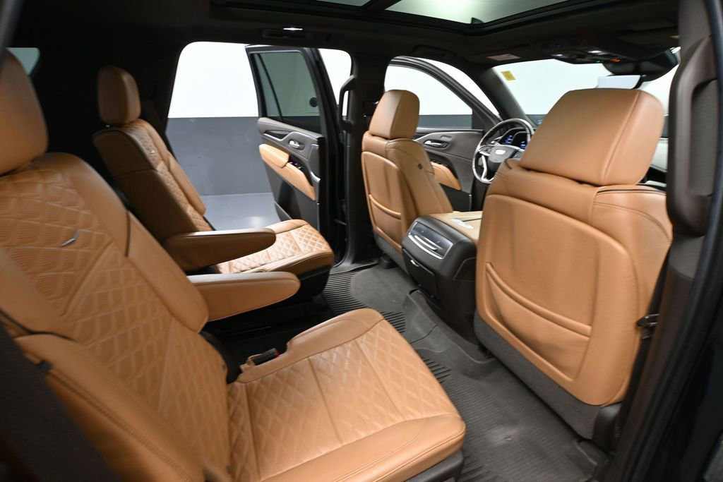Used 2021 Cadillac Escalade Sport AWD/4WD image 55