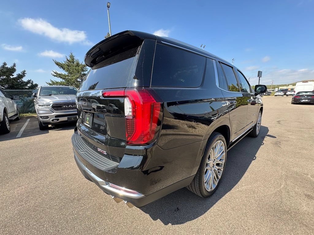 Used 2025 GMC Yukon Denali w/ Denali Reserve Package AWD/4WD image 8