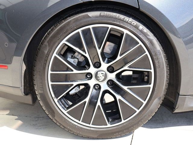 Used 2020 Porsche Taycan Turbo AWD/4WD image 31