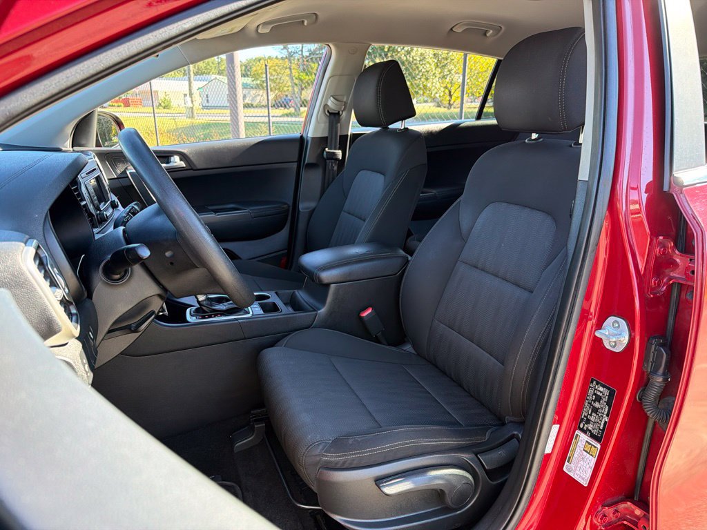 Used 2019 Kia Sportage LX FWD image 18