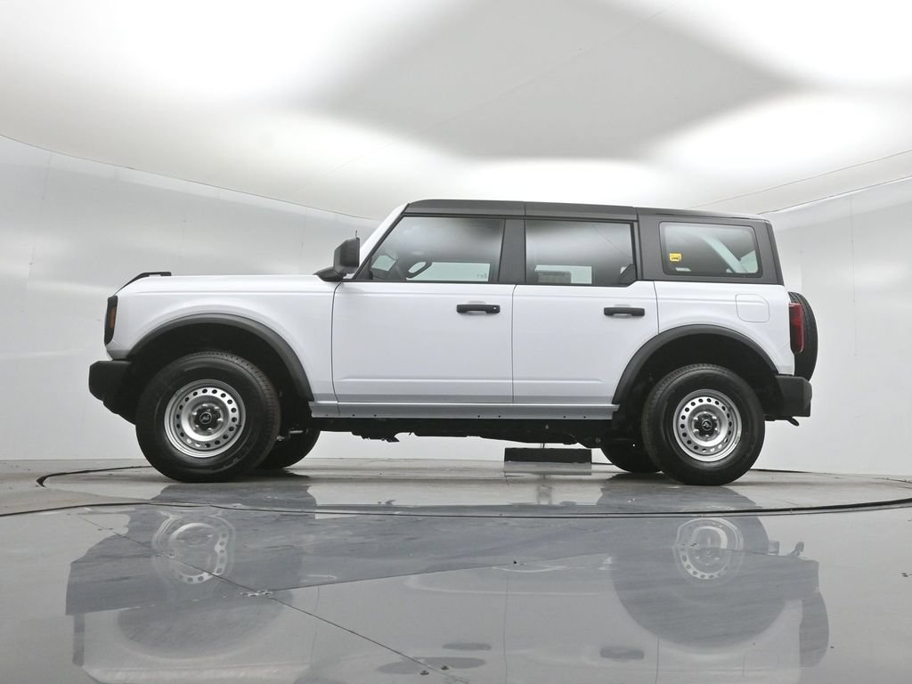 New 2026 Ford Bronco 4-Door AWD/4WD image 7