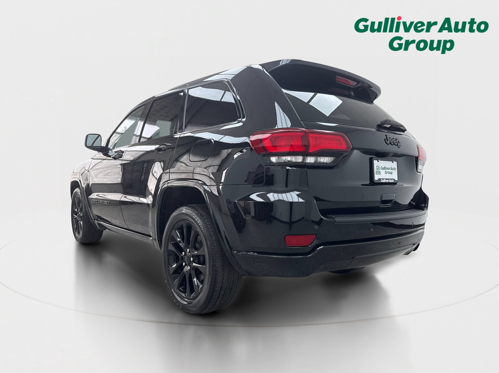 Used 2022 Jeep Grand Cherokee Laredo X RWD image 5