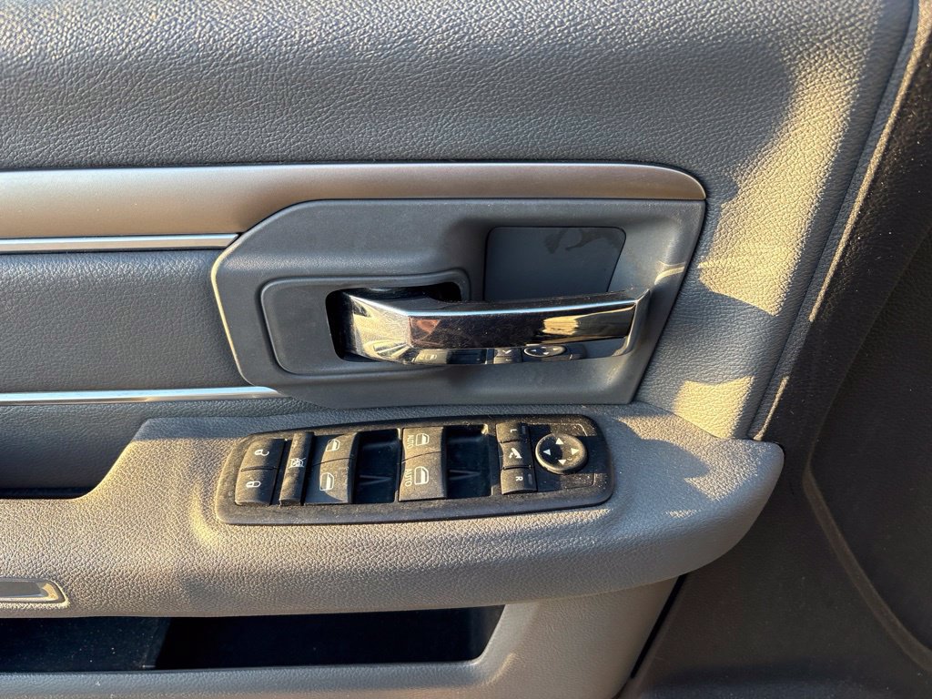 Used 2017 RAM 1500 Big Horn AWD/4WD image 17