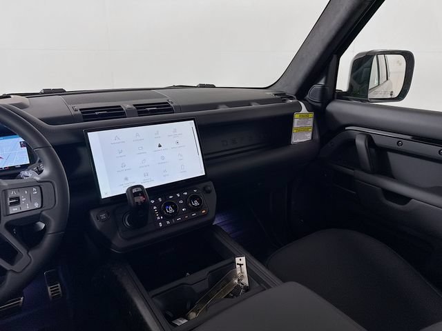 New 2026 Land Rover Defender 110 OCTA AWD/4WD image 26