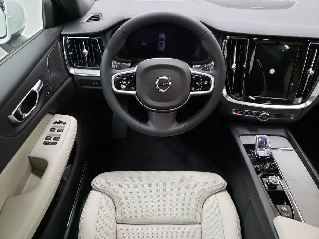 New 2026 Volvo V60 B5 Cross Country Ultra w/ Climate Package AWD/4WD image 10