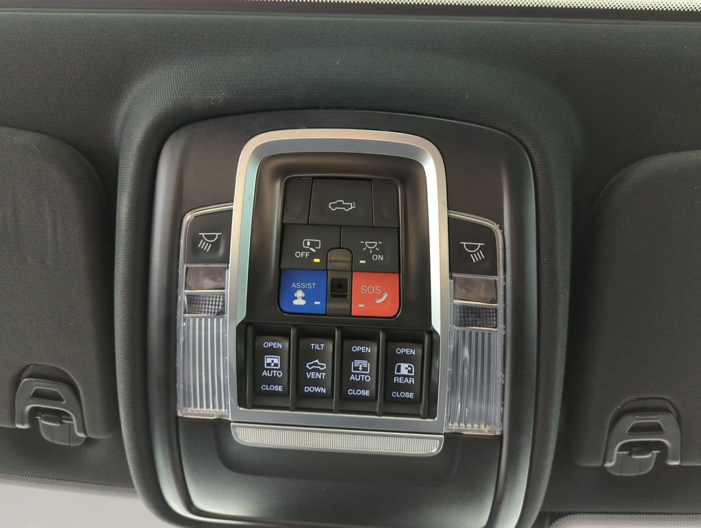 Used 2024 RAM 1500 Limited image 29