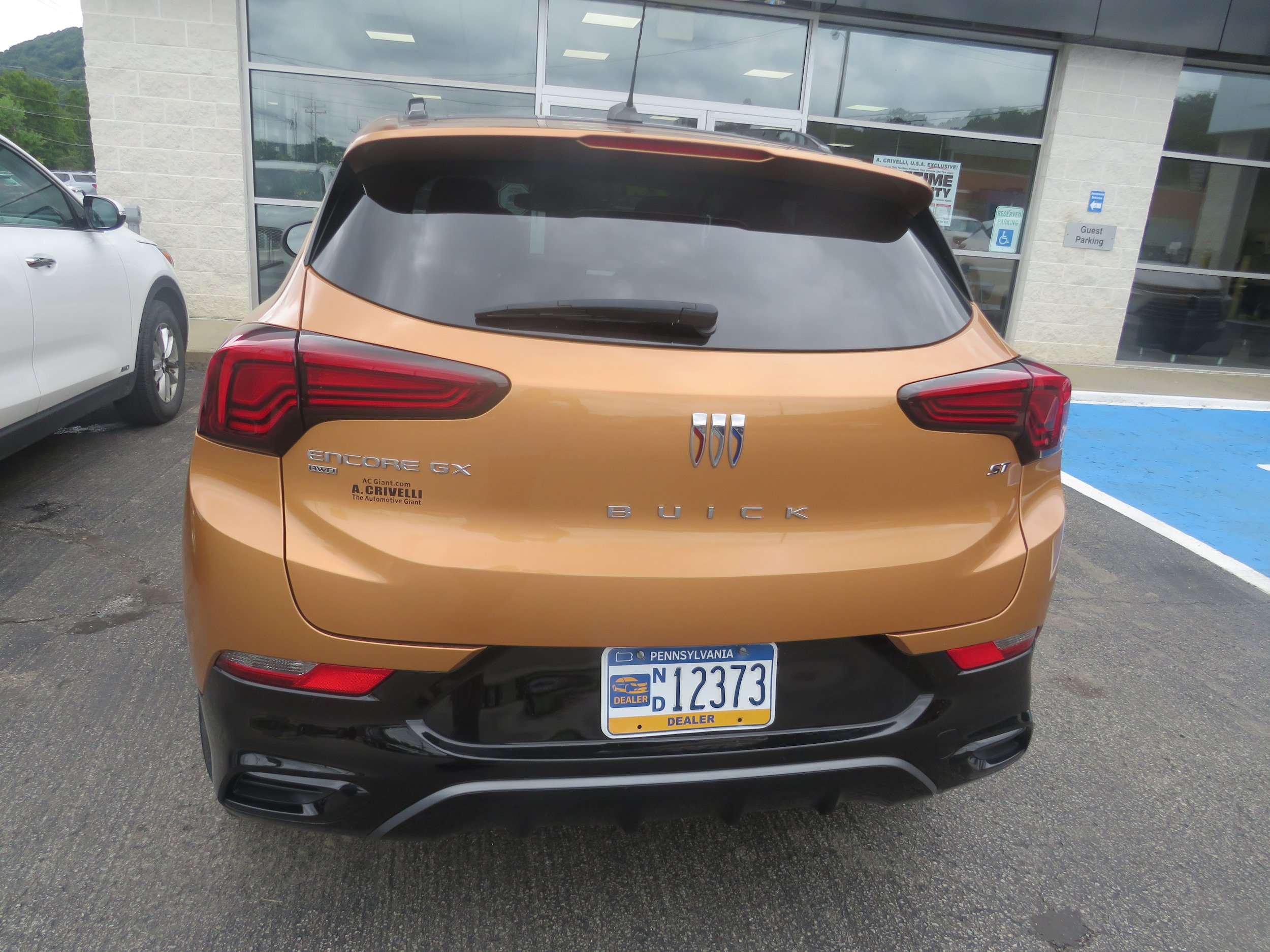 Used 2024 Buick Encore GX Sport Touring w/ Comfort Package AWD/4WD image 5