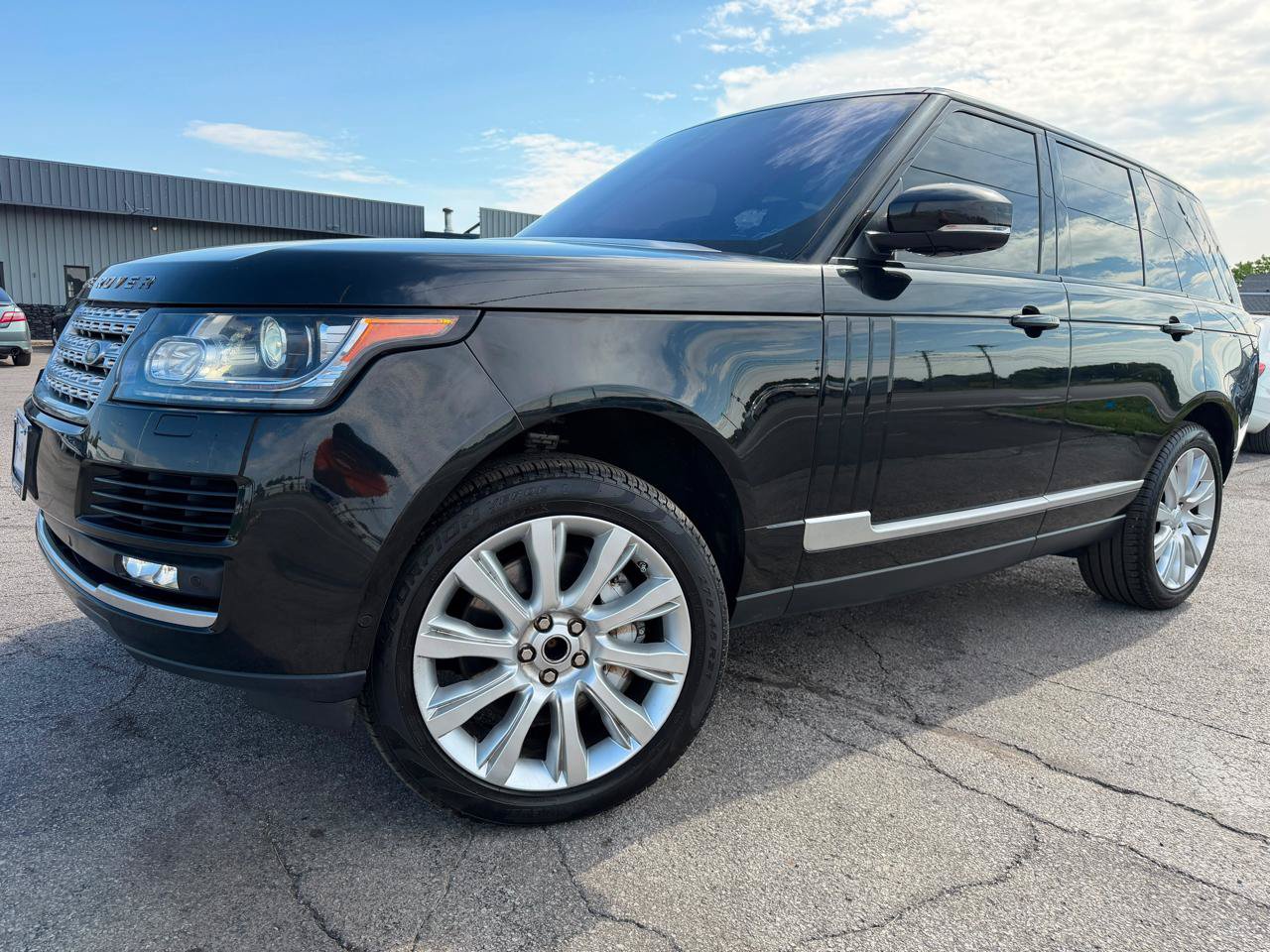 Used 2016 Land Rover Range Rover Supercharged AWD/4WD image 11