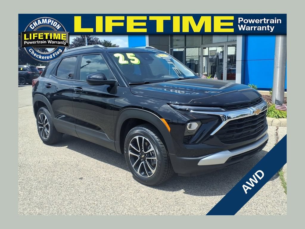 Used 2025 Chevrolet TrailBlazer LT AWD/4WD image 1