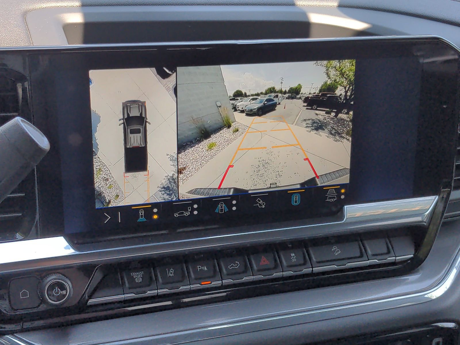 Used 2024 Chevrolet Silverado 2500 High Country w/ High Country Premium Package image 18