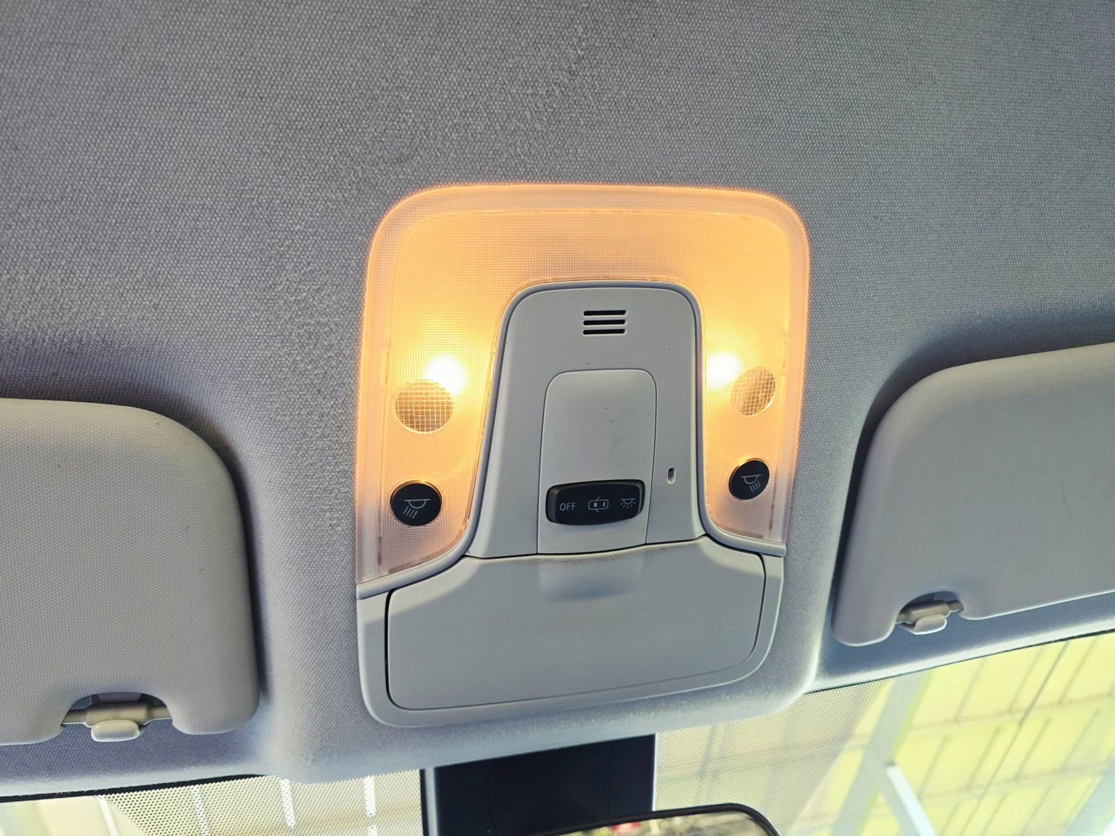 Used 2017 Toyota Prius Two image 22