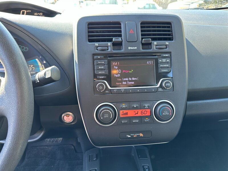 Used 2017 Nissan Leaf S w/ Charge Package FWD image 20