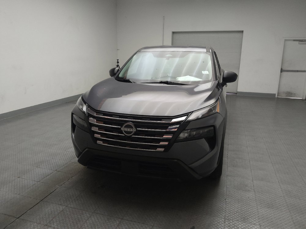 Used 2025 Nissan Rogue SV AWD/4WD image 15