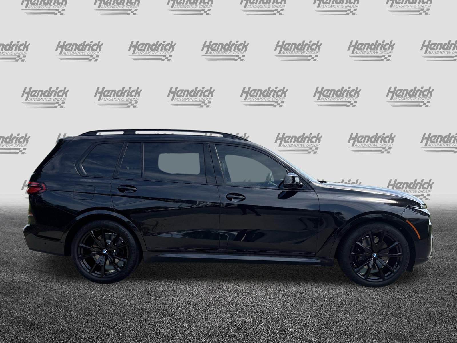 Used 2026 BMW X7 xDrive40i AWD/4WD image 11