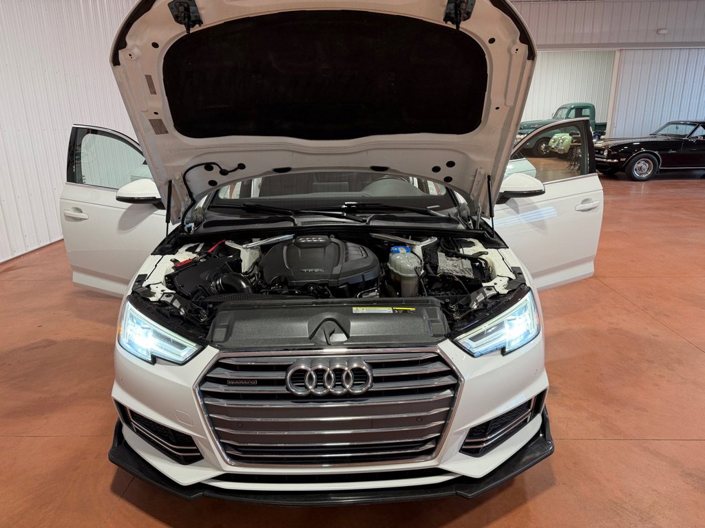 Used 2017 Audi A4 2.0T Premium Plus w/ Premium Plus Package image 34