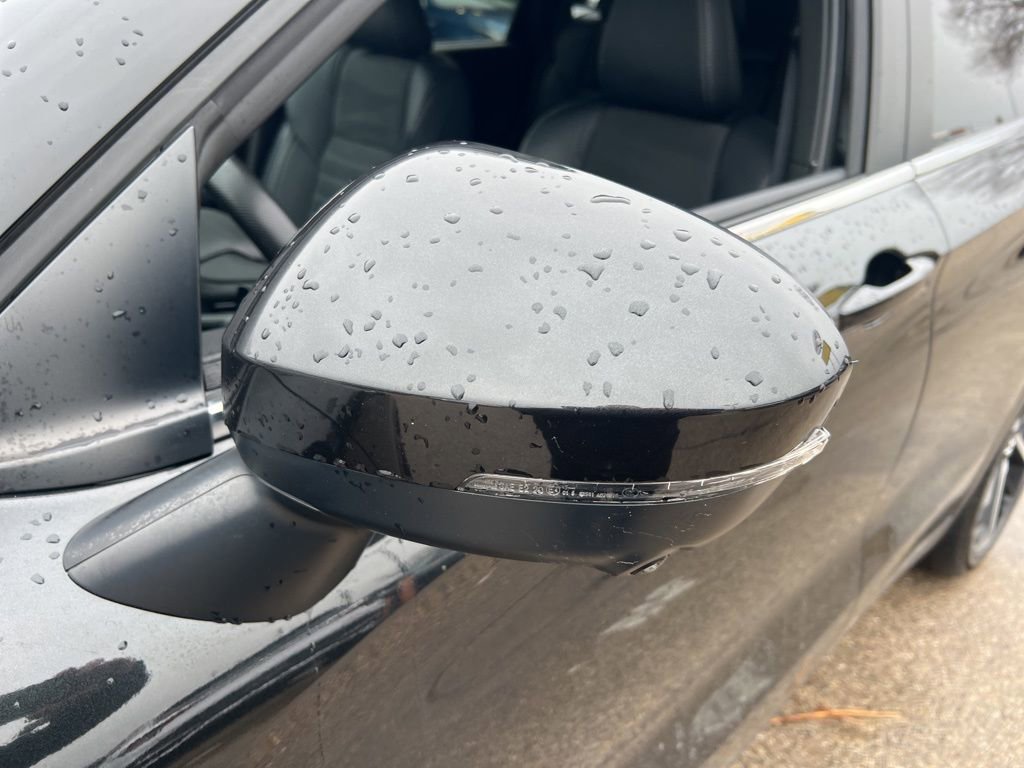 Used 2024 Mitsubishi Outlander SE image 31