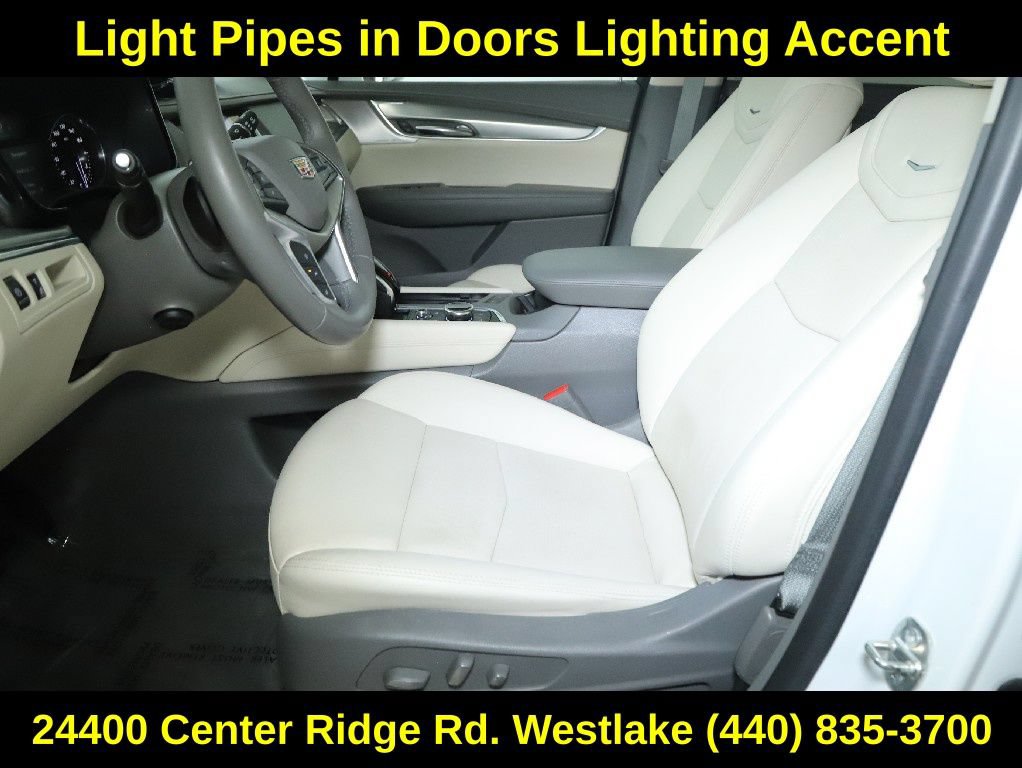 Used 2020 Cadillac XT5 Premium Luxury w/ LPO, Floor Liner Package AWD/4WD image 19
