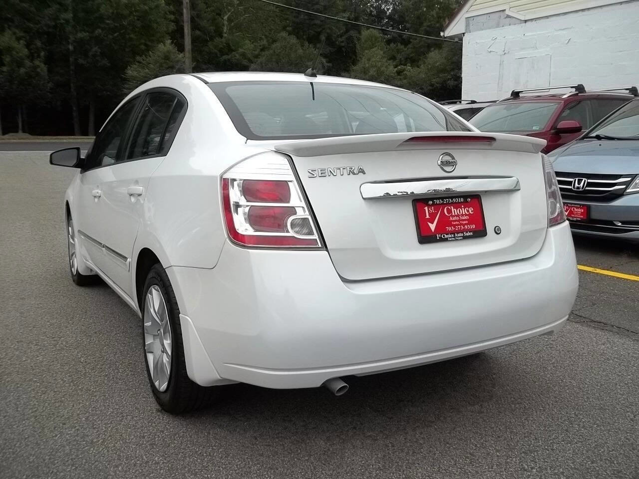 Used 2011 Nissan Sentra 2.0 S image 2