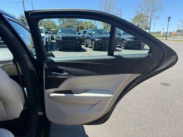 Used 2021 Cadillac CT4 Luxury w/ Sun And Sound Package AWD/4WD image 28