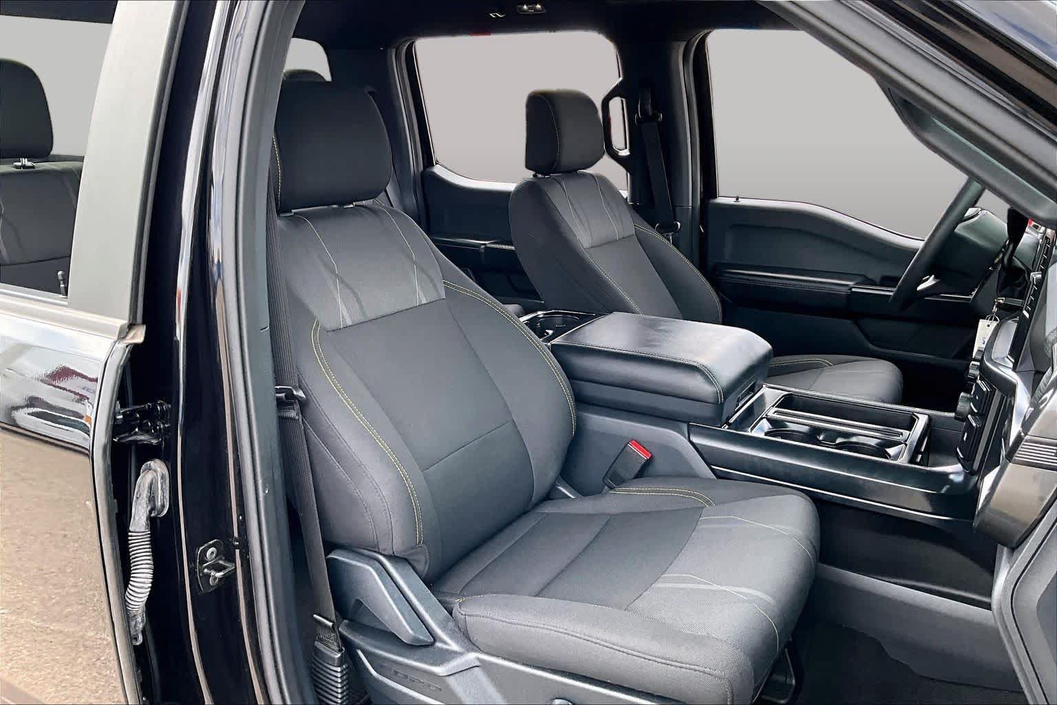 Used 2024 Ford F150 STX w/ STX Black Appearance Package RWD image 8