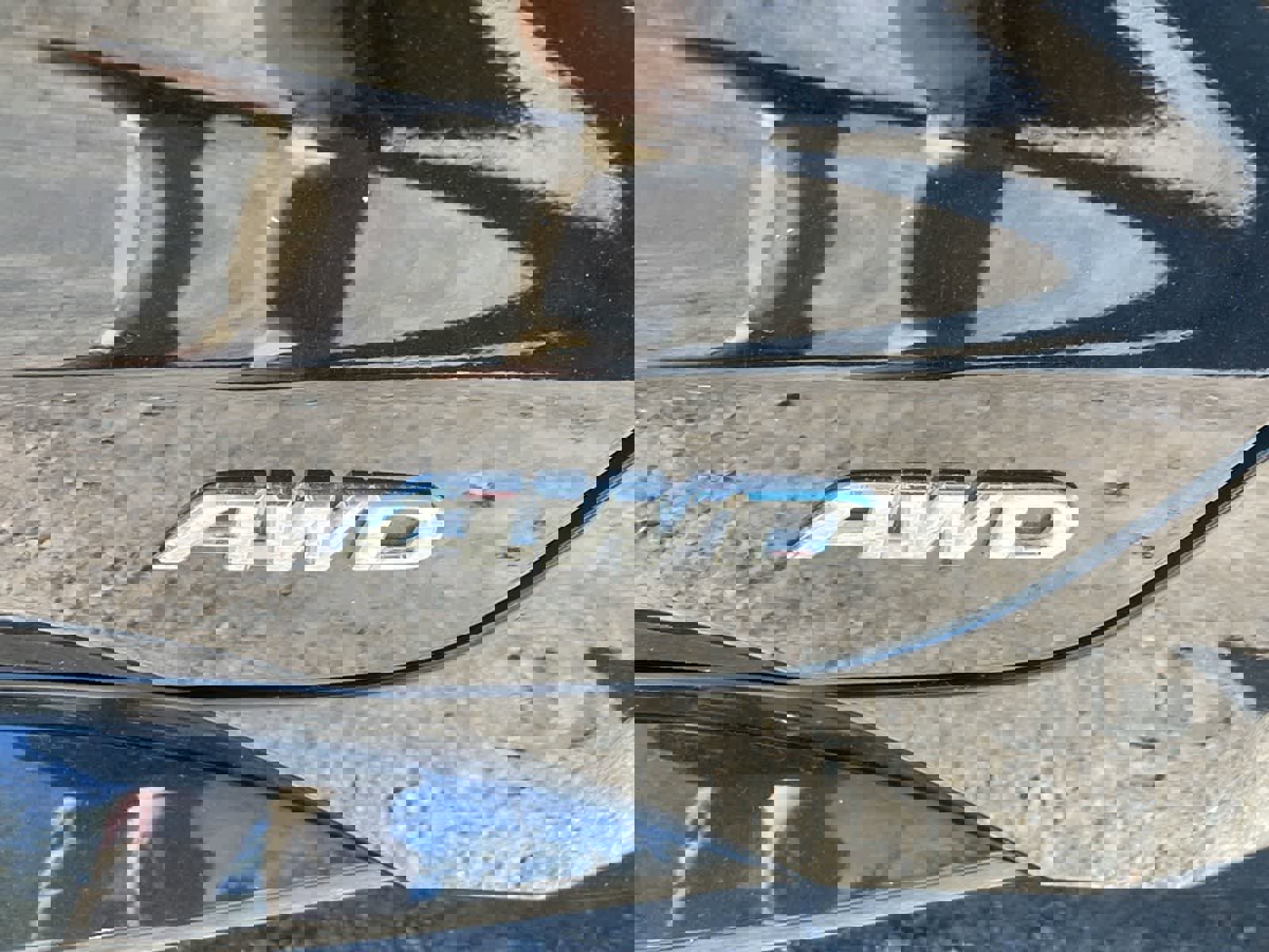 Used 2024 Toyota Corolla SE AWD/4WD image 5