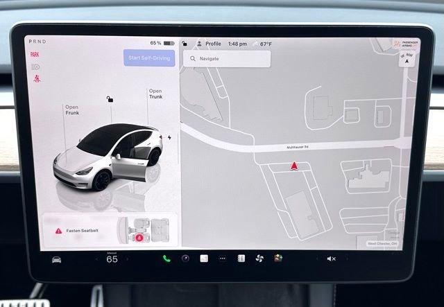 Used 2024 Tesla Model Y Performance AWD/4WD image 19