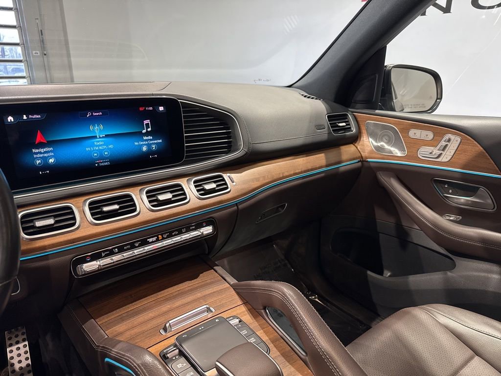 Used 2023 Mercedes-Benz GLS 450 4MATIC w/ AMG Line Exterior image 14