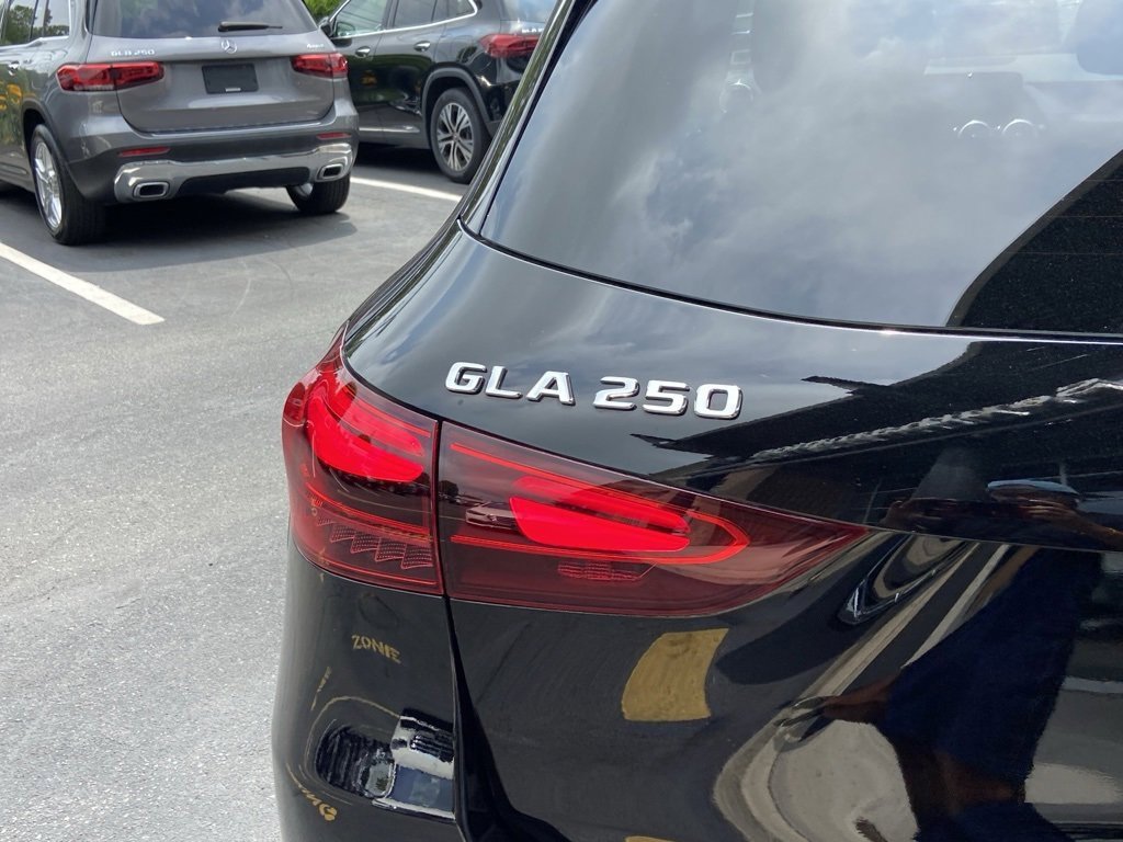 Certified 2025 Mercedes-Benz GLA 250 GLA 250 image 31