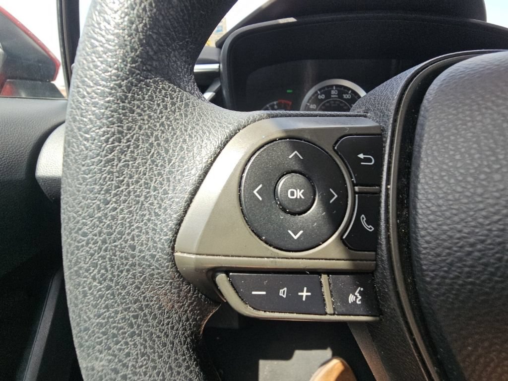 Used 2020 Toyota Corolla LE w/ LE Premium Package FWD image 30