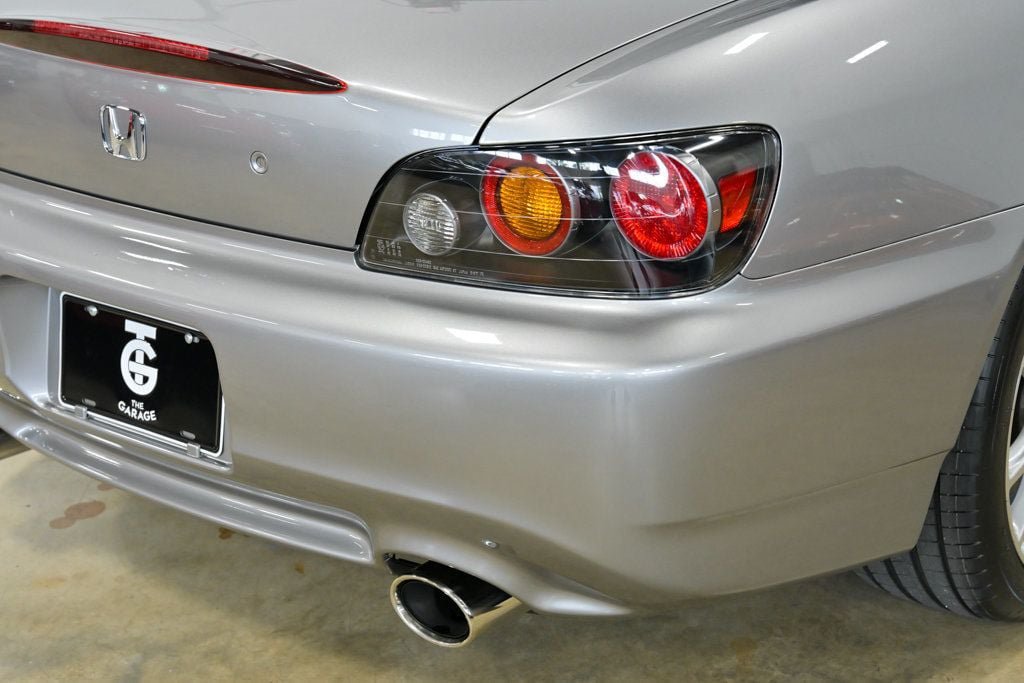 Used 2005 Honda S2000 image 17
