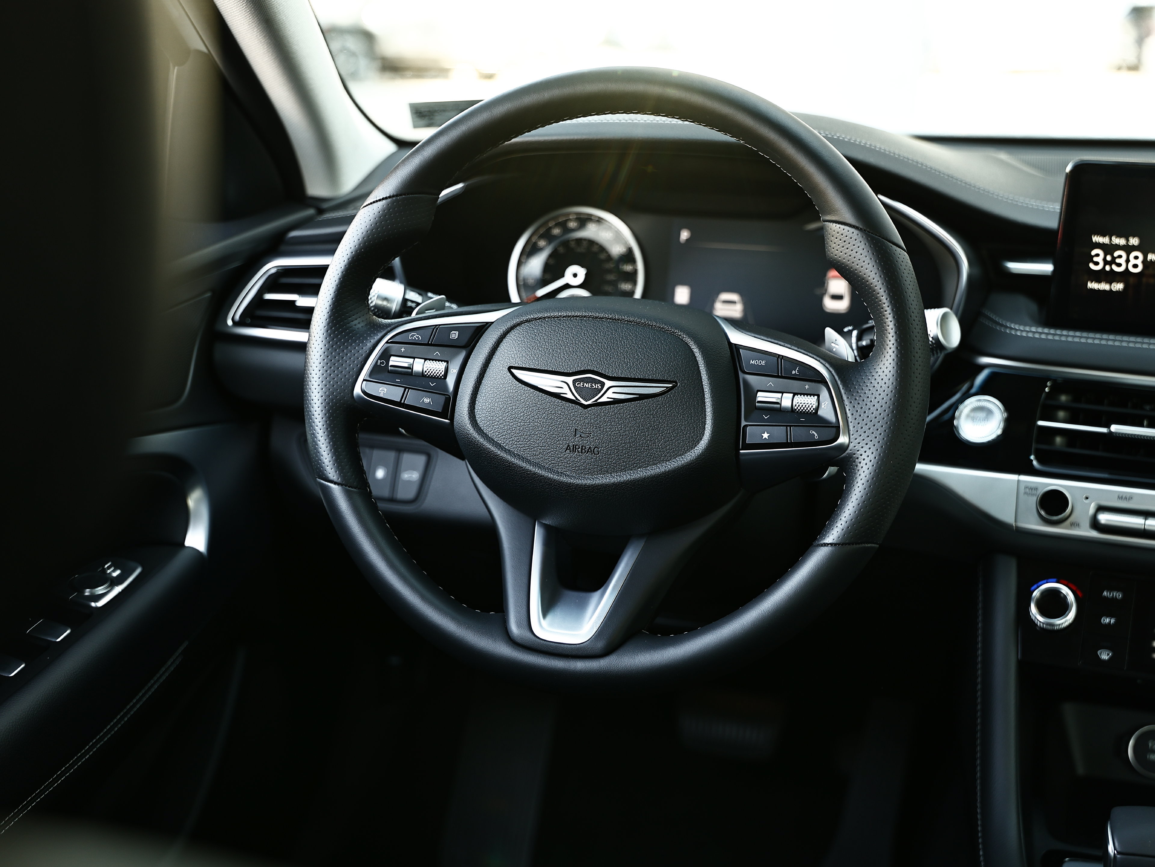 Used 2026 Genesis G70 2.5T AWD/4WD image 27