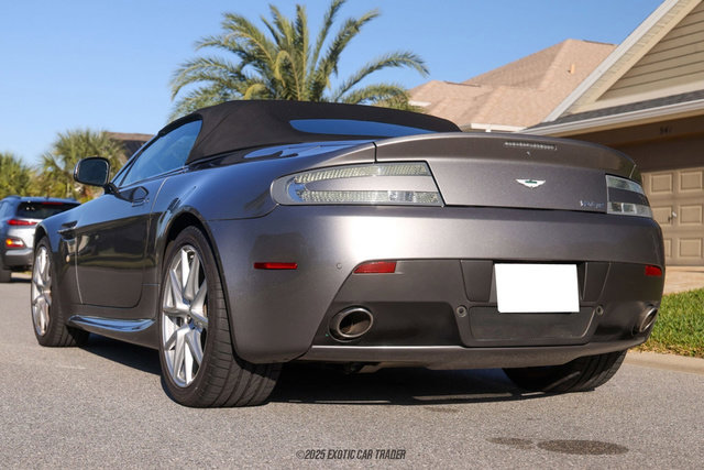 Used 2012 Aston Martin V8 Vantage Roadster image 15