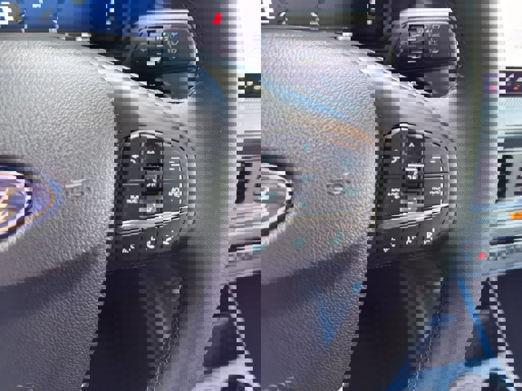 New 2025 Ford Maverick Lariat w/ Black Appearance Package image 20