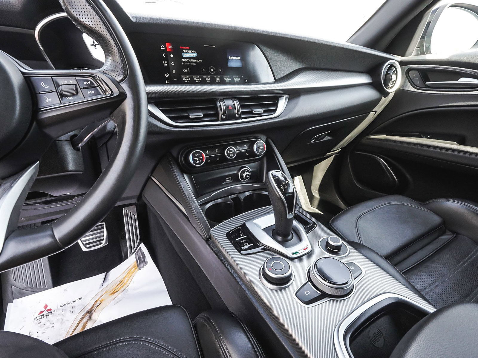 Used 2022 Alfa Romeo Stelvio Veloce AWD/4WD image 27