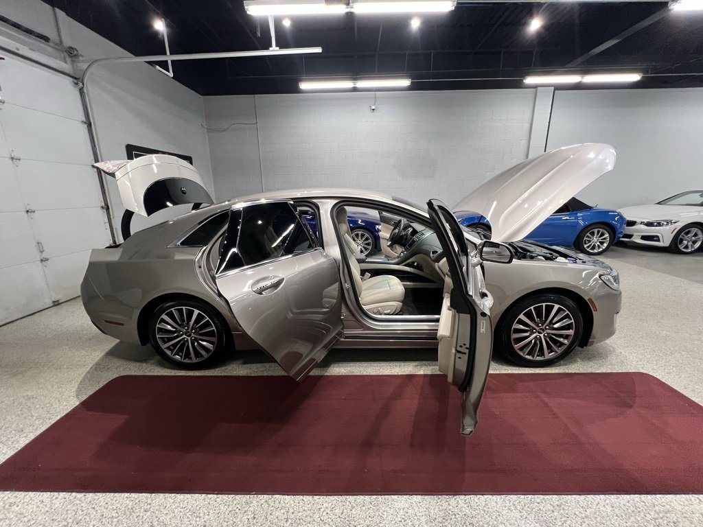 Used 2019 Lincoln MKZ Premiere image 54