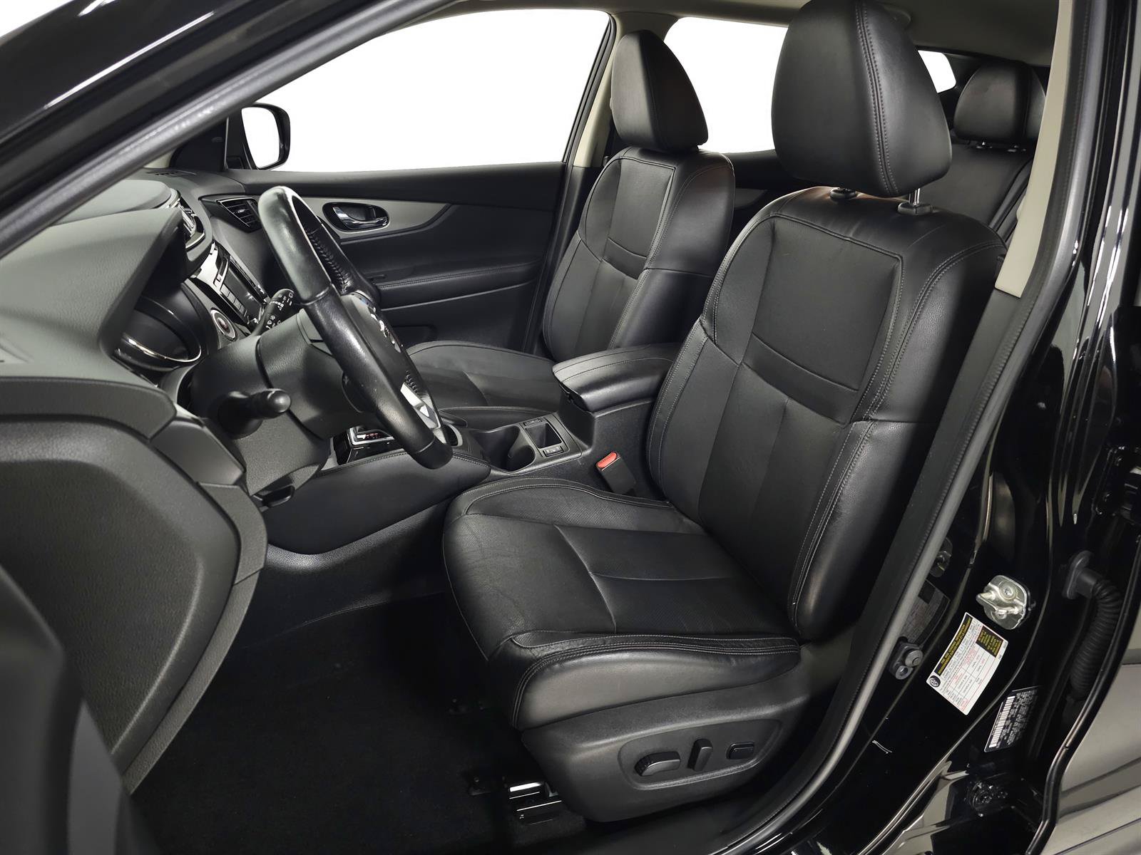 Used 2020 Nissan Rogue Sport SL w/ Premium Package AWD/4WD image 15
