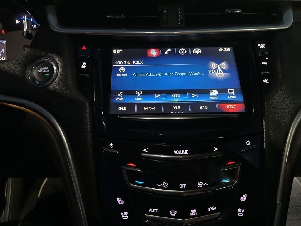 Used 2015 Cadillac XTS Luxury FWD image 11
