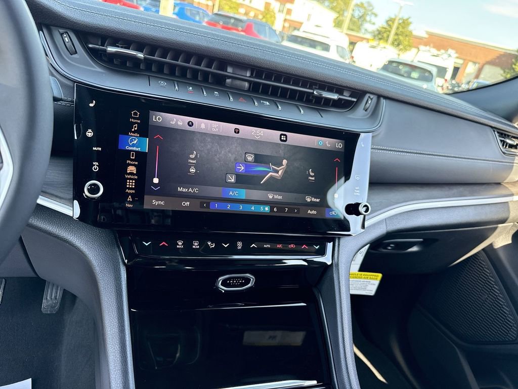 New 2026 Jeep Grand Cherokee Laredo image 21