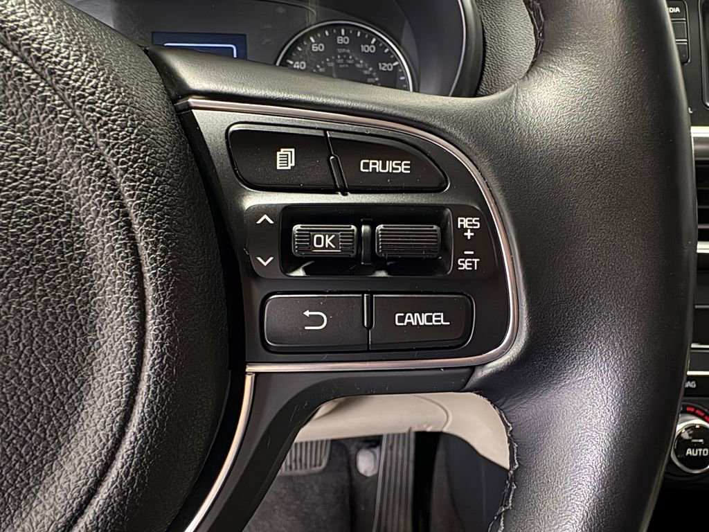 Used 2016 Kia Optima EX image 24