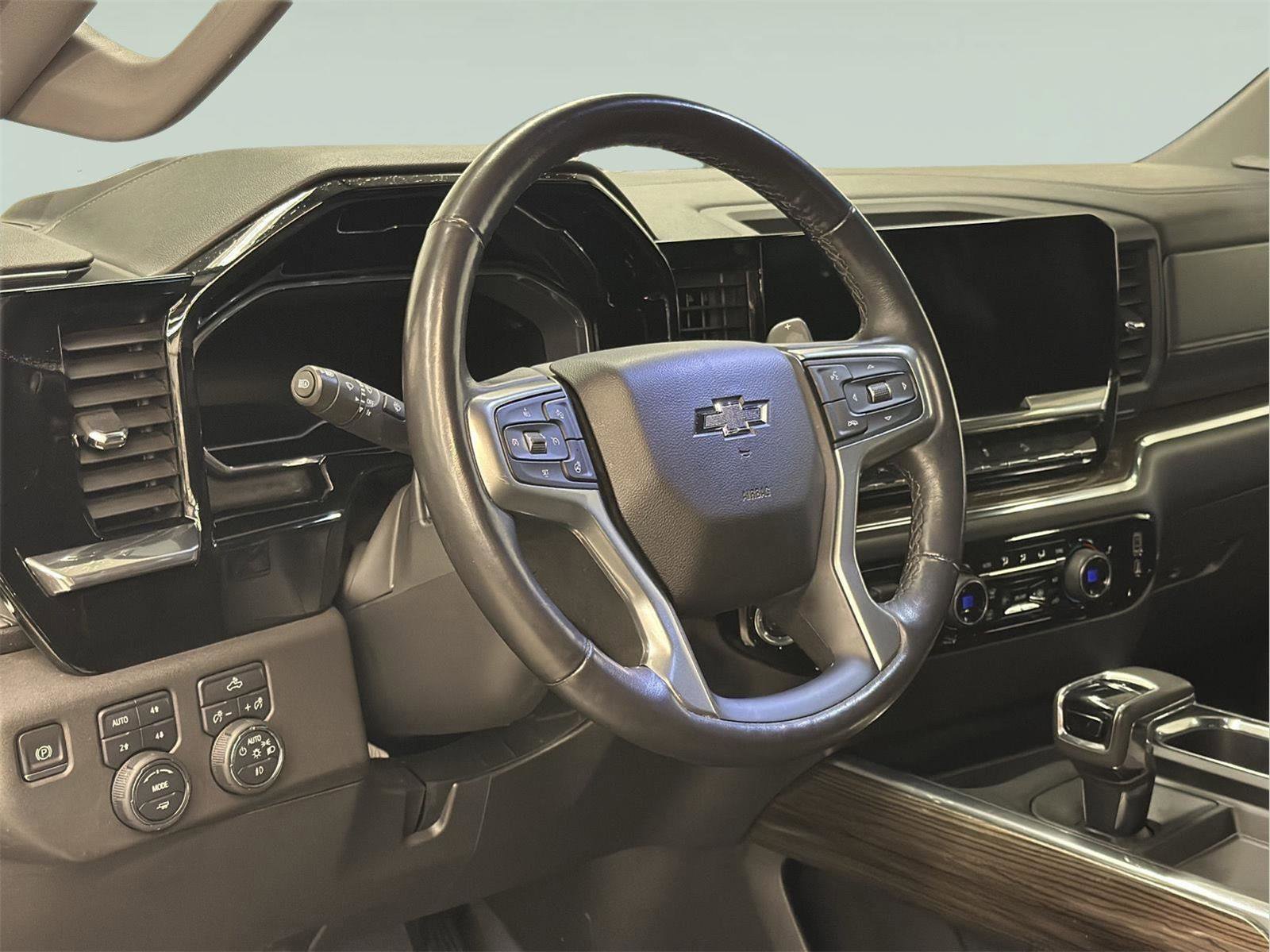 Certified 2022 Chevrolet Silverado 1500 LT Trail Boss image 22