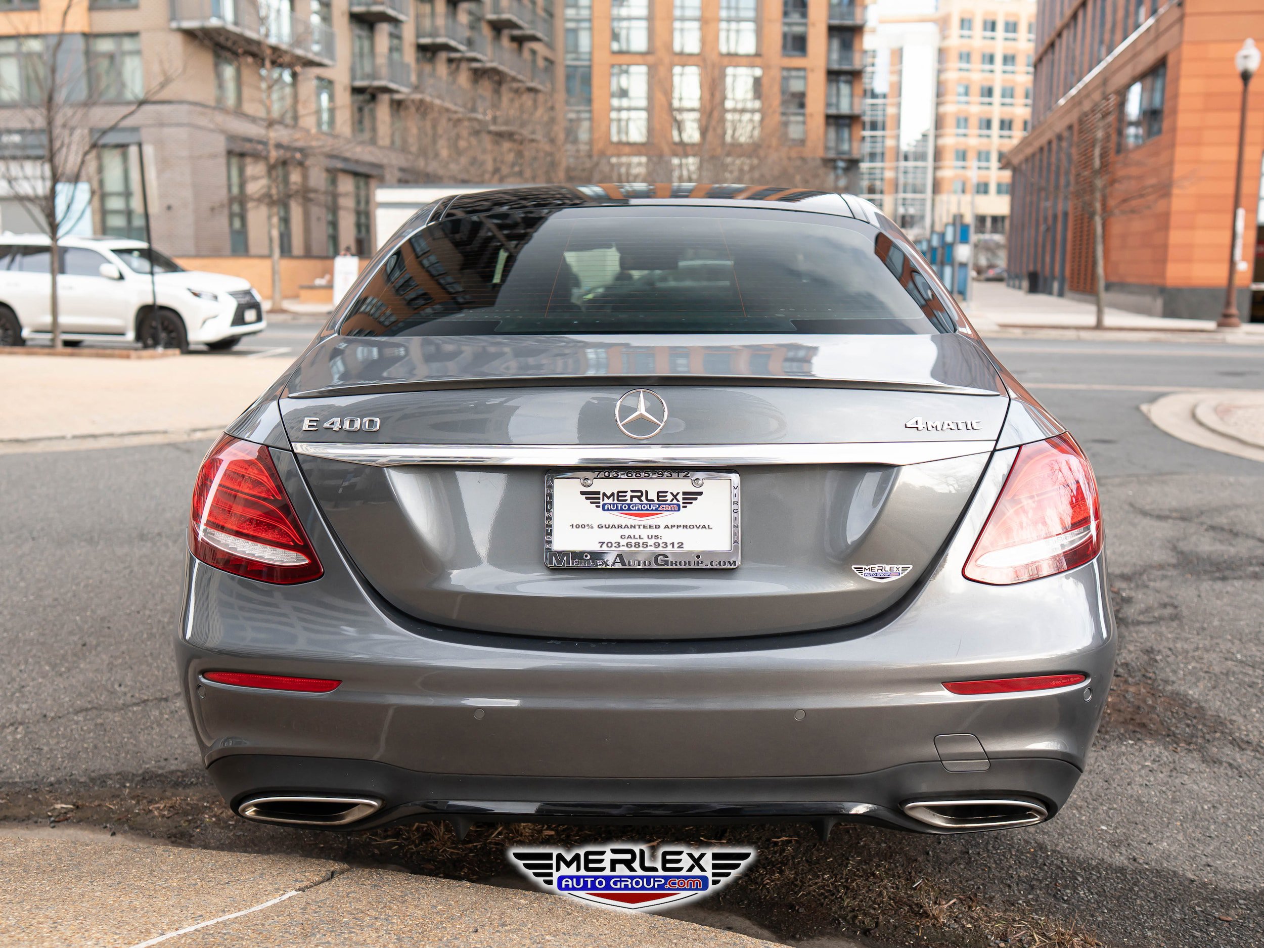 Used 2018 Mercedes-Benz E 400 4MATIC Sedan w/ Premium 3 Package image 6