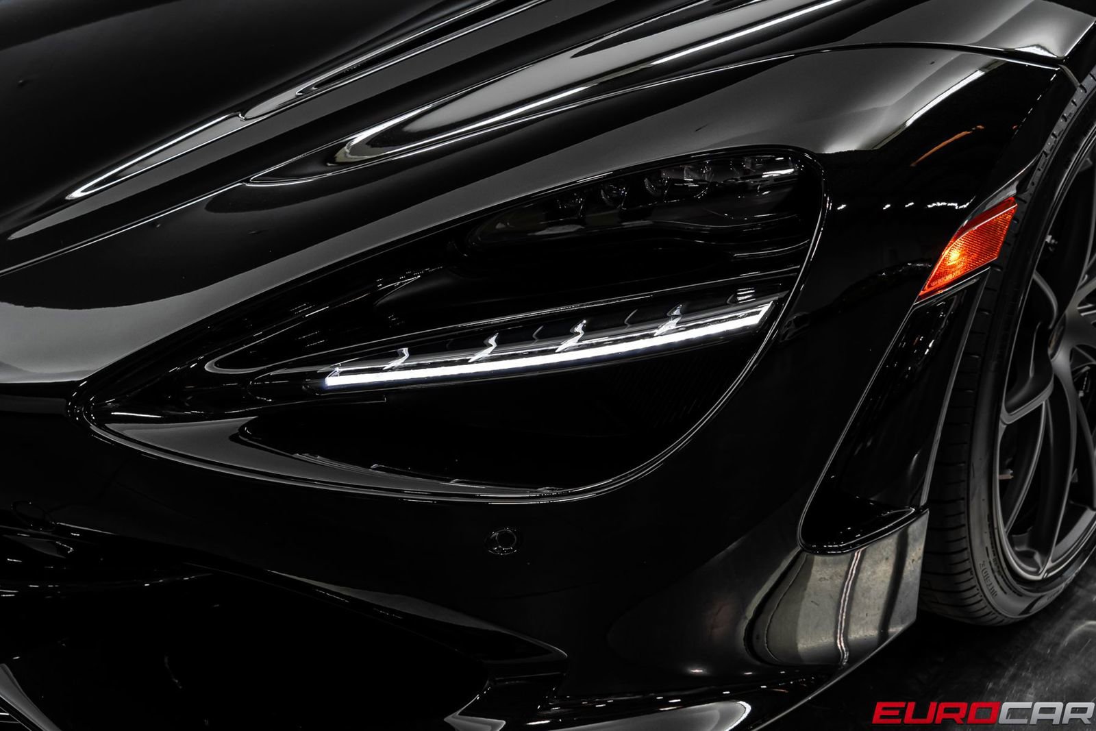 Used 2026 McLaren 750S Spider RWD image 15