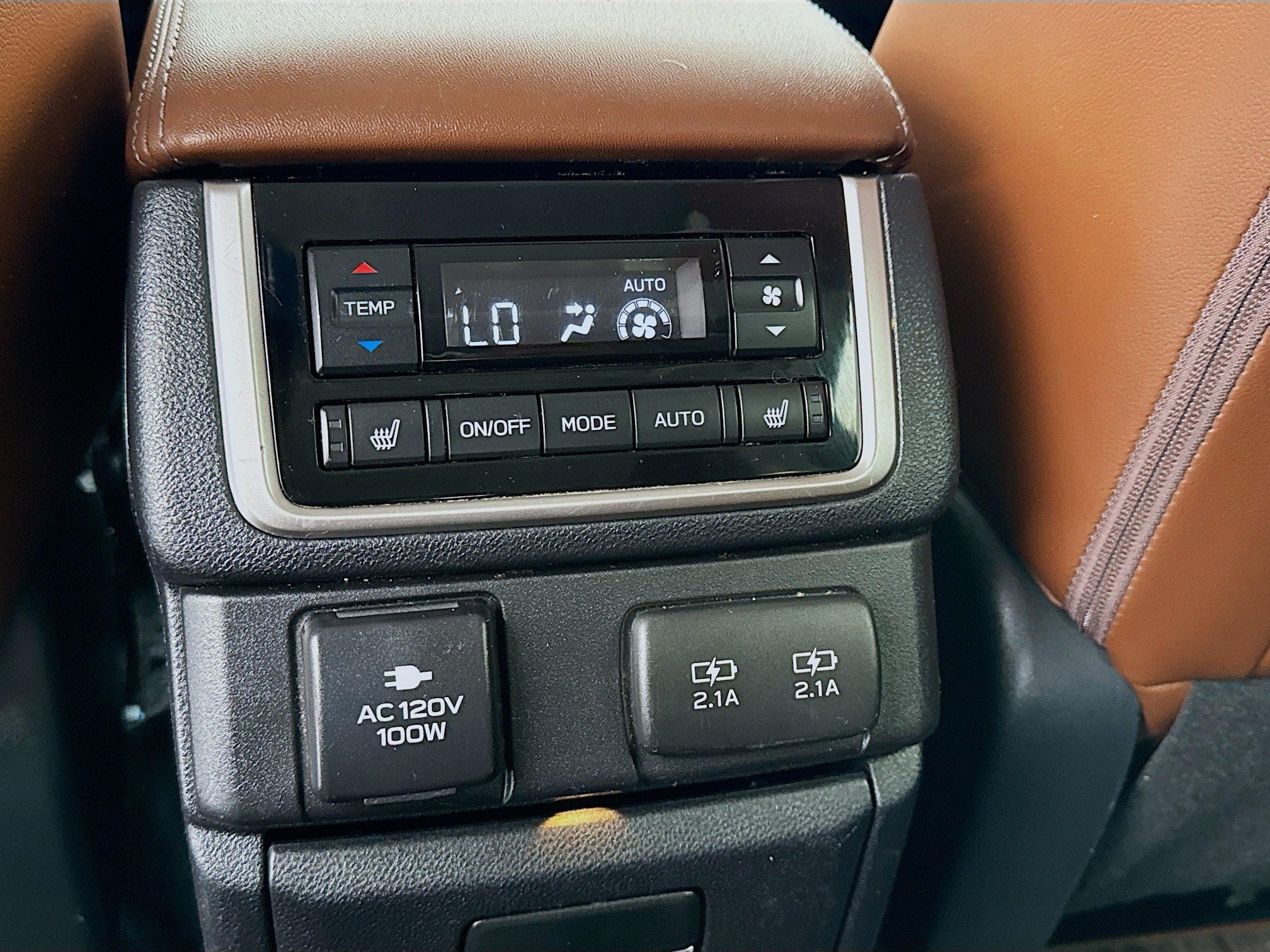Used 2020 Subaru Ascent Touring w/ Popular Package #2A AWD/4WD image 17