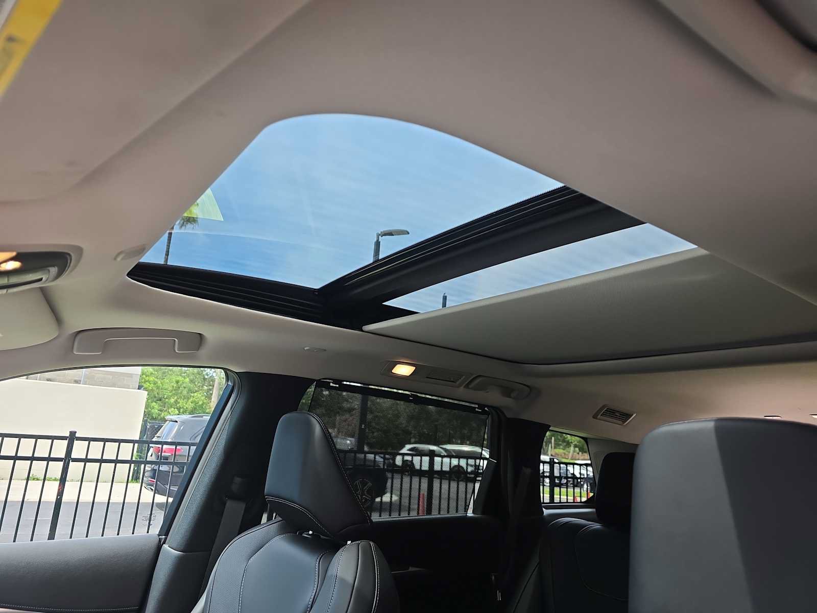 Certified 2026 INFINITI QX60 Luxe w/ Cargo Package FWD image 29